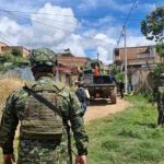 Dos policías y una menor, víctimas de ataque con explosivos en El Plateado: militares reportan lanzamiento de artefactos desde plataforma móvil