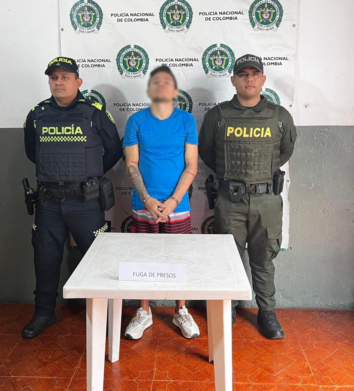 Recaptura en tiempo récord: Policía del Tolima atrapa a fugitivo que huía colgado de un camión