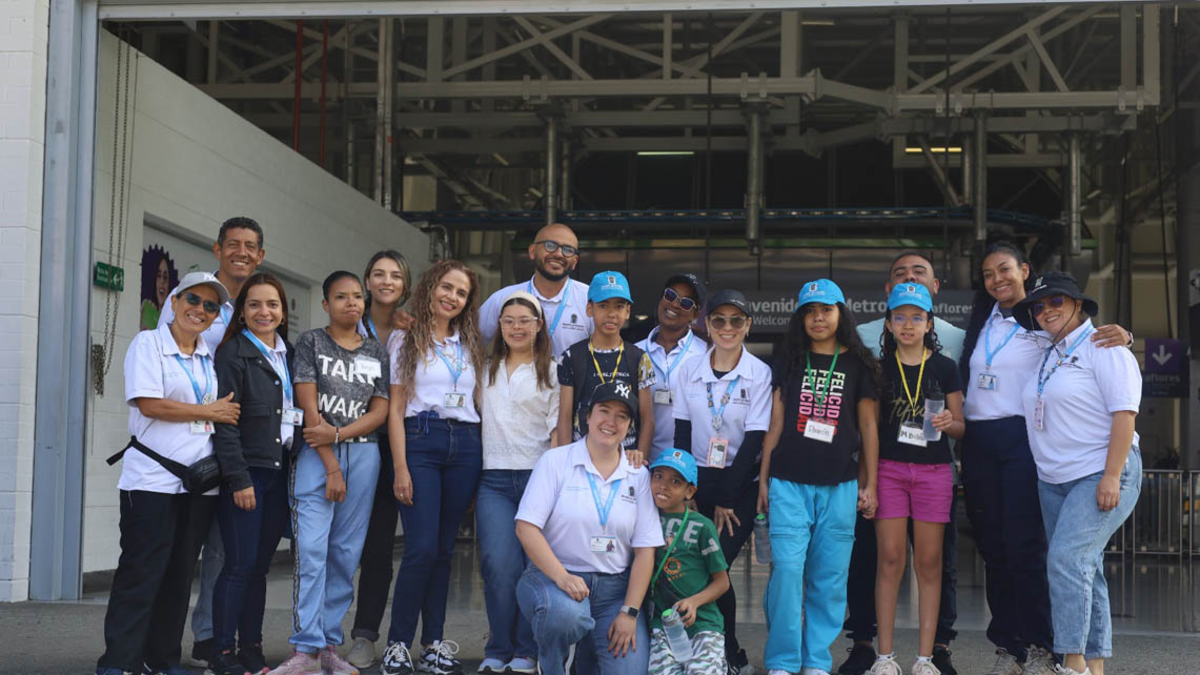 Medellín avanza en inclusión: proyecto Vida Independiente promueve participación activa y elimina barreras para 1.679 personas con discapacidad
