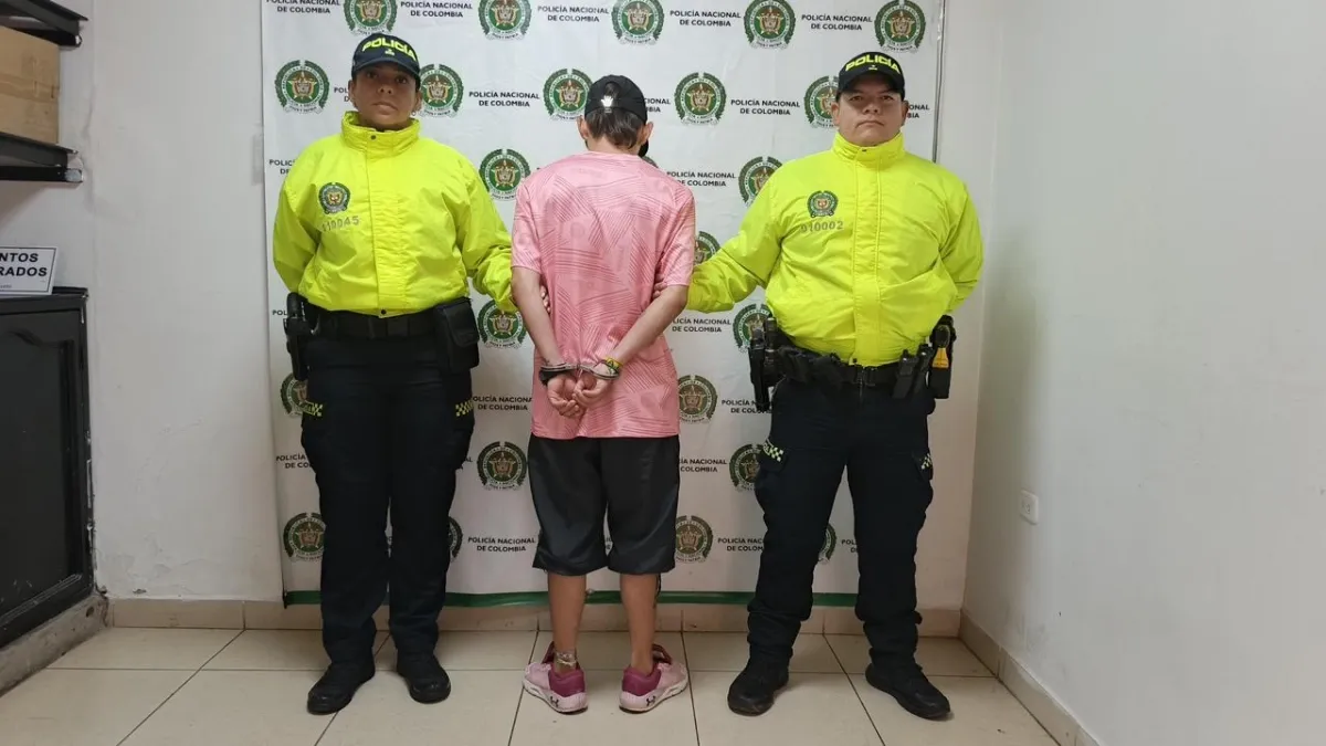 Socorro | Hombre atacó a su primo con arma blanca por agregar a su novia a Facebook: la víctima podría quedar cuadripléjico, habló su madre