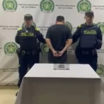 Video revela cómo apartamenteros querían ingresar a robar en Bucaramanga: cayó el implicado que habría entrado a hurtar a varios inmuebles