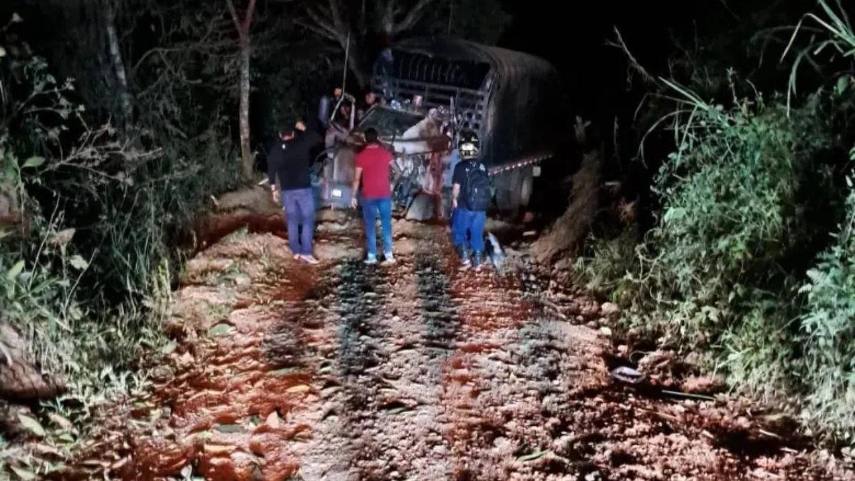 Ataque con explosivos a vehículo militar en Salgar, Antioquia: no reportan soldados heridos de gravedad