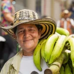 ANT entregó 3.515 hectáreas a mujeres campesinas damnificadas por las recientes e intensas inundaciones en Córdoba