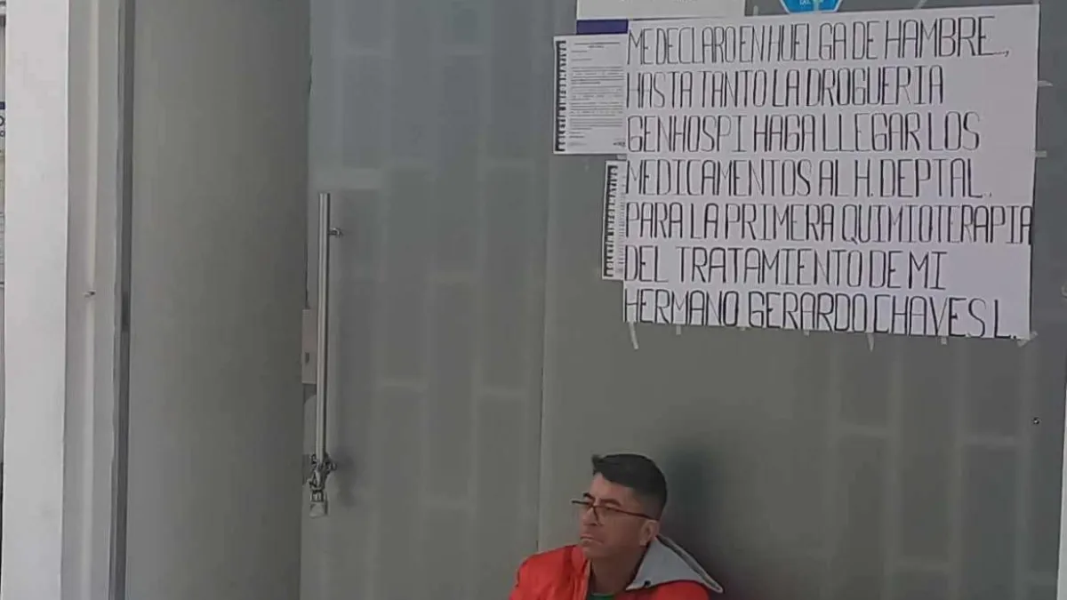 Un hombre se declaró en huelga de hambre durante más de 12 horas porque no le entregaban el medicamento para su hermano enfermo de cáncer en Nariño