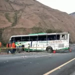 Tragedia en la vía Panamericana: cuatro muertos y 20 heridos tras accidente de bus turístico en Nariño