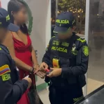 Así delinquía una mujer que ingresaba a los hoteles de la zona turística de Cartagena con cédulas falsas y es asociada con asaltos a extranjeros